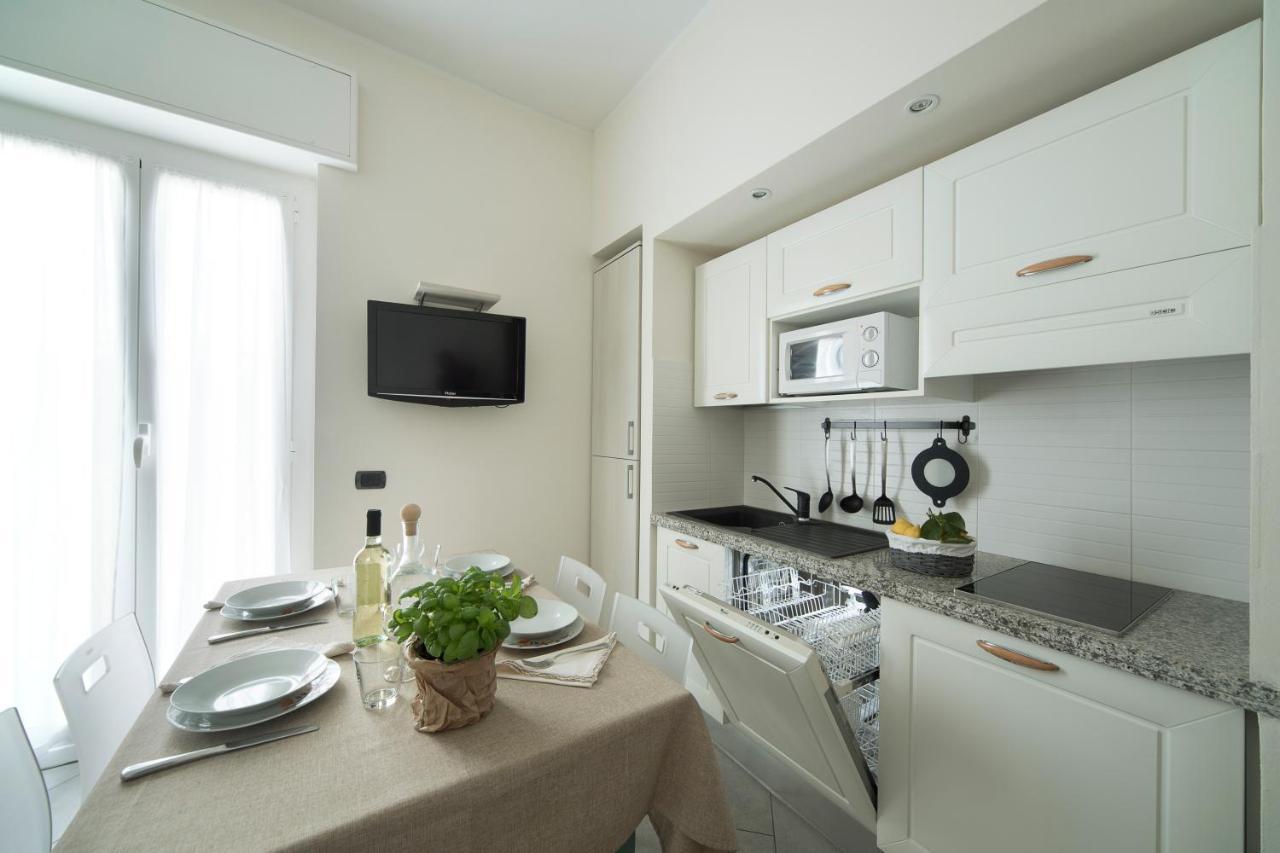 Hotel Residence Laigueglia Free Parking Екстериор снимка