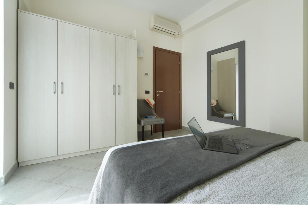 Hotel Residence Laigueglia Free Parking Екстериор снимка