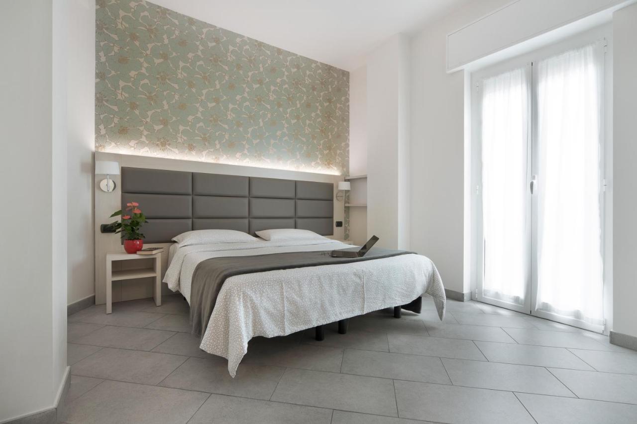 Hotel Residence Laigueglia Free Parking Екстериор снимка