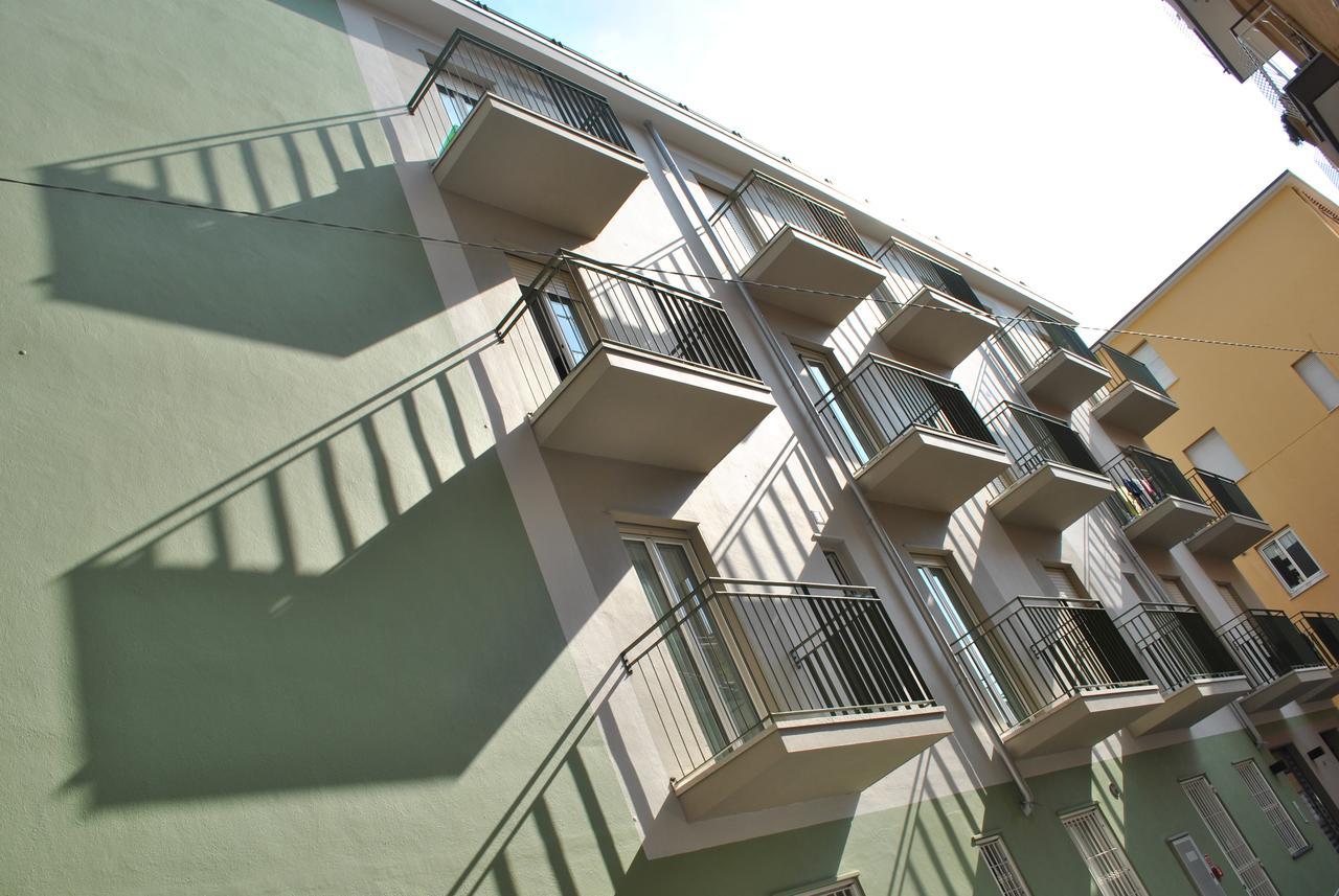 Hotel Residence Laigueglia Free Parking Екстериор снимка